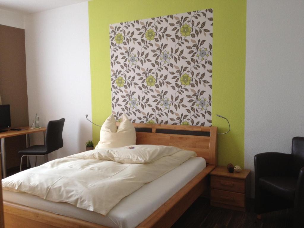 Landhotel Zur Alten Kaserne Ebern Habitación foto